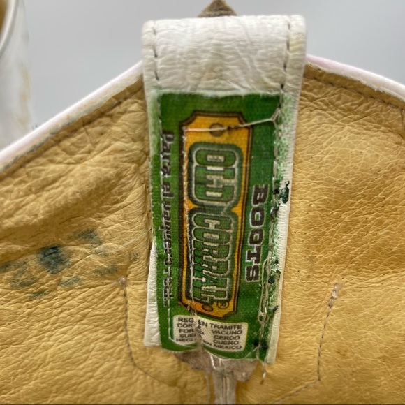 Old Corral Western White Cross Boots. - Picture 8 of 12